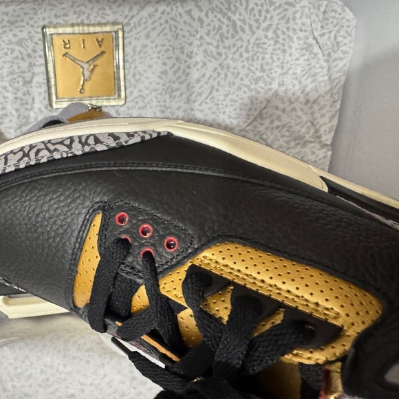 Air Jordan 3 Retro 'Black Gold' - Picture 6 of 9